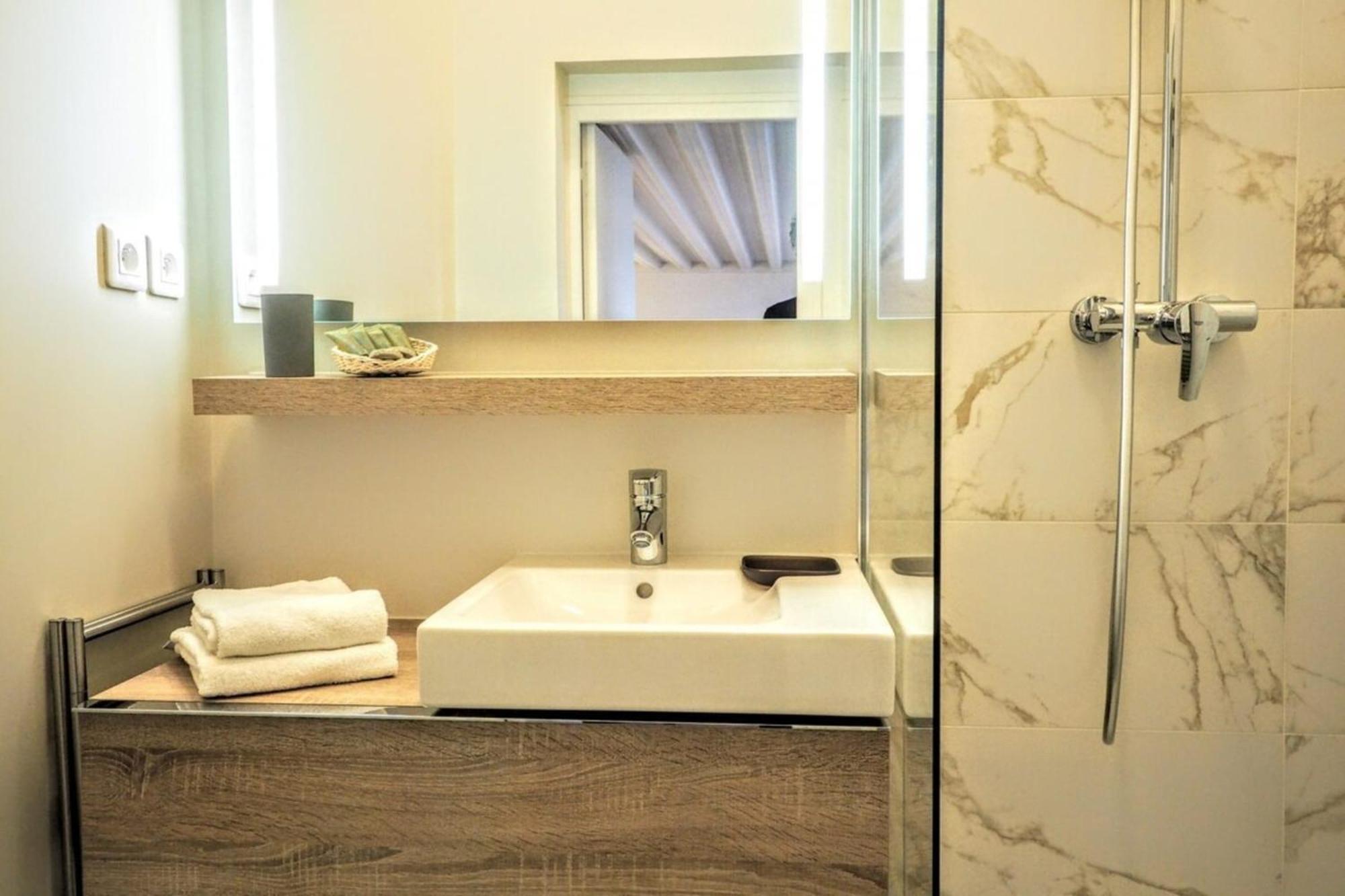 Moliere Chicsuites Paris Eksteriør billede